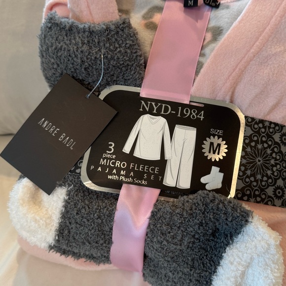Pink and Gray Micro Fleece Pajama Set - Picture 3 of 4